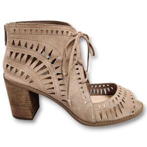 $130 VINCE CAMUTO Tarita Cutout Back Zip Booties Sandals Boho Western Taupe 8.5